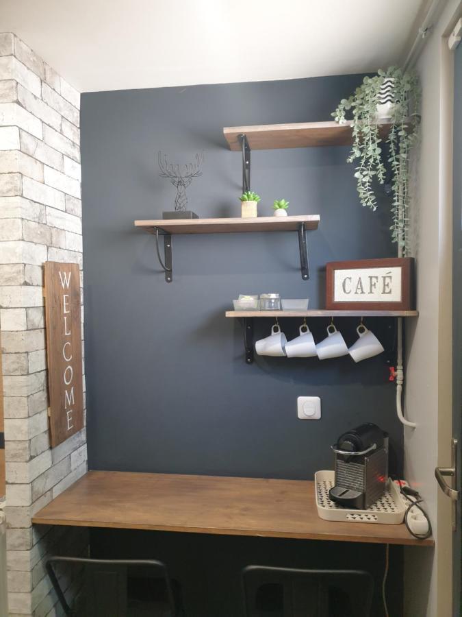 Chambre indépendante en duplex avec coin cuisine Breux-Jouy Esterno foto