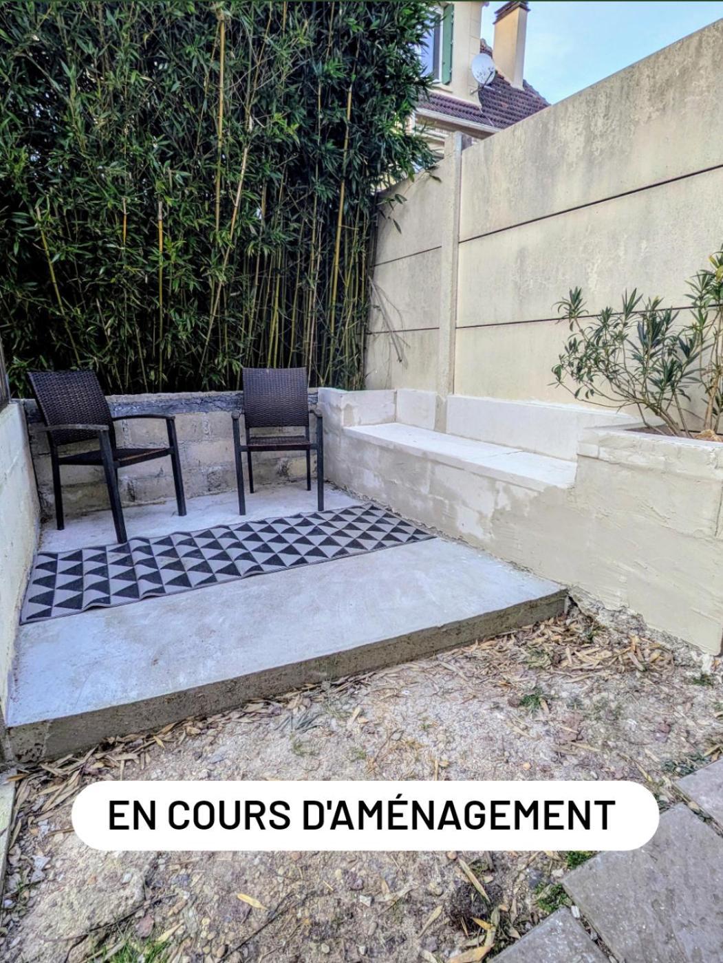 Chambre indépendante en duplex avec coin cuisine Breux-Jouy Esterno foto